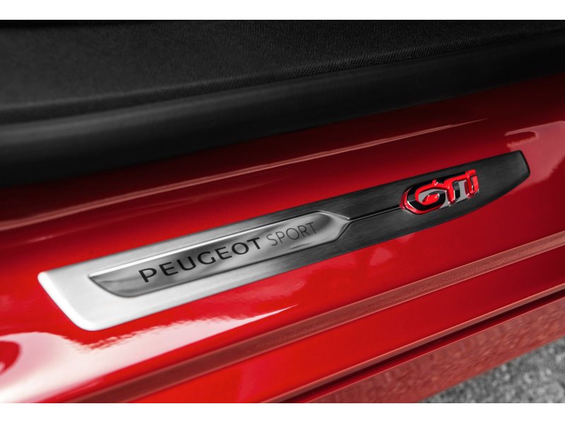 Left front door sill protector Peugeot 308 GTi (T9)