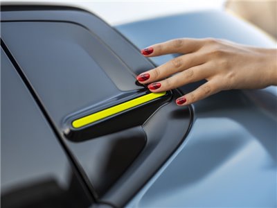 Ensemble de 4 clips colorés pour Citroën C3 et Ë-C3 – jaunes